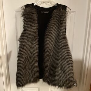 Maurice’s Faux Fur Vest Size 1 Open Front Striped Knit Back Crew Neck